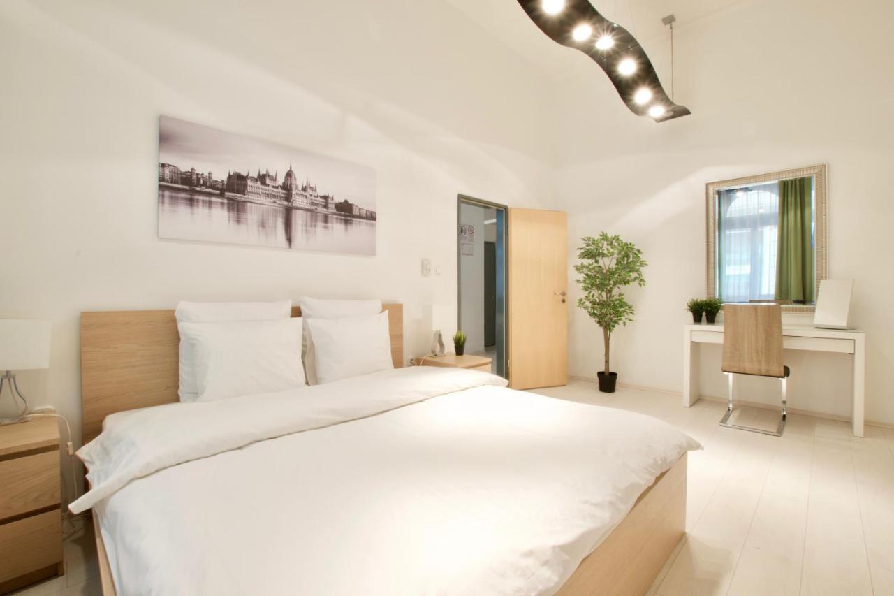 St. King 1 By Hi5 Apartments Budapest Luaran gambar