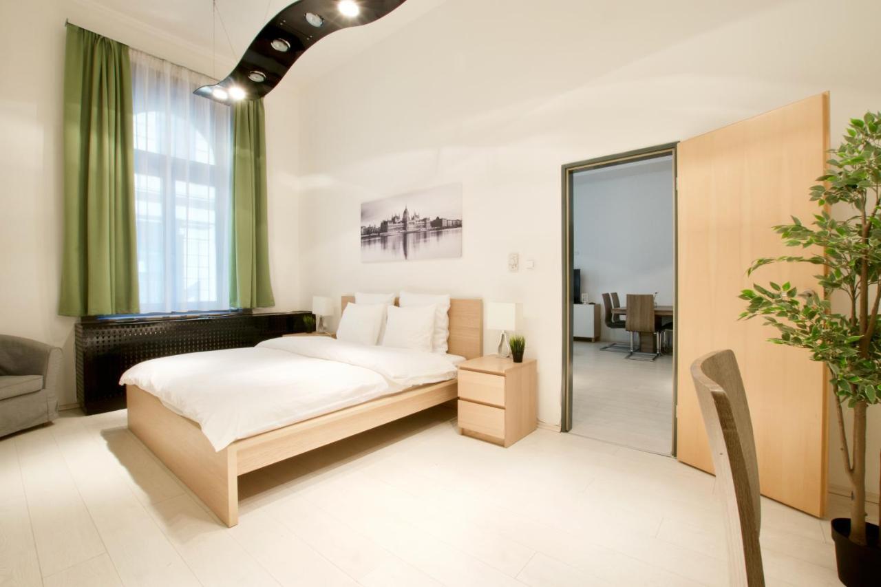 St. King 1 By Hi5 Apartments Budapest Luaran gambar